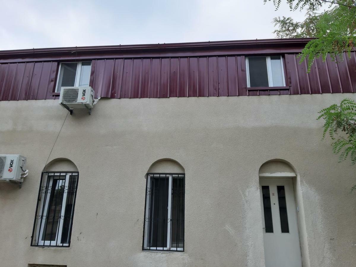 Gogoli Family Hotel ティビリシ エクステリア 写真